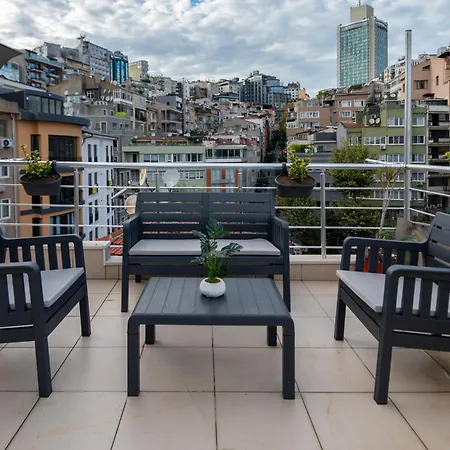 Apartment Luxury Flat W/exceptional Terrace & Bosphrous View