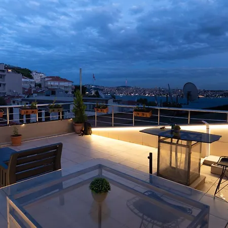Apartmán Luxury Flat W/exceptional Terrace & Bosphrous View *