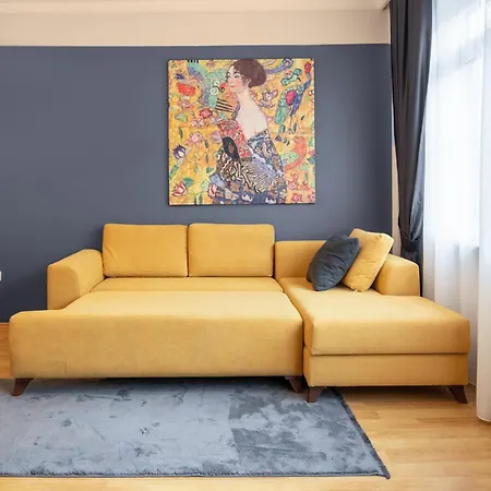 Daire Luxury Flat W/exceptional Terrace & Bosphrous View İstanbul