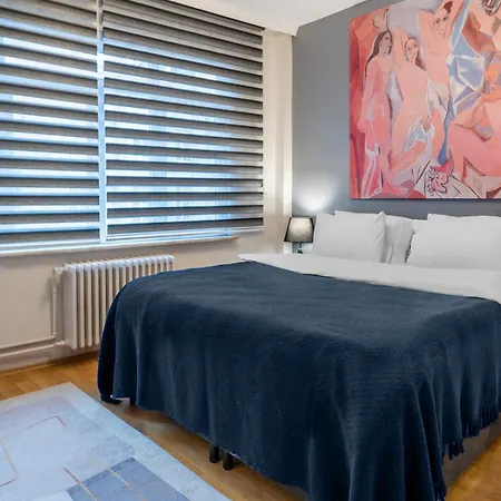 Luxury Flat W/exceptional Terrace & Bosphrous View اسطنبول